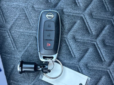 2025 Nissan Kicks MPV SV