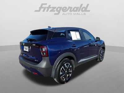 2025 Nissan Kicks MPV SV