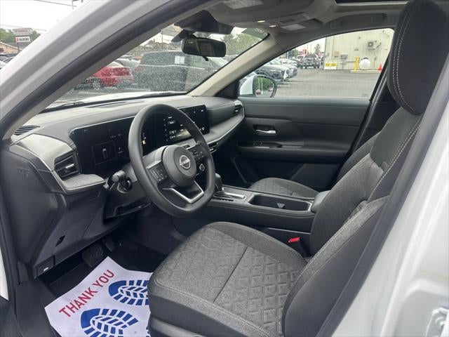 2025 Nissan Kicks MPV SV