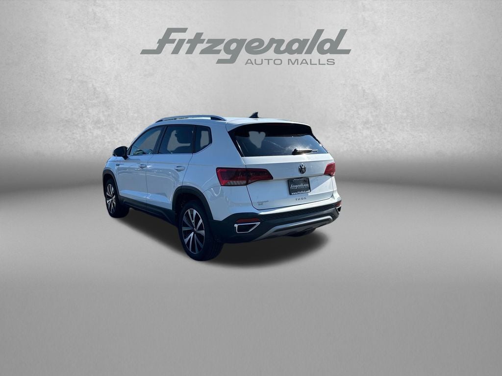 2024 Volkswagen Taos 1.5T SE