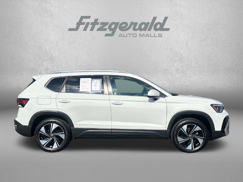 2025 Volkswagen Taos 1.5T SE