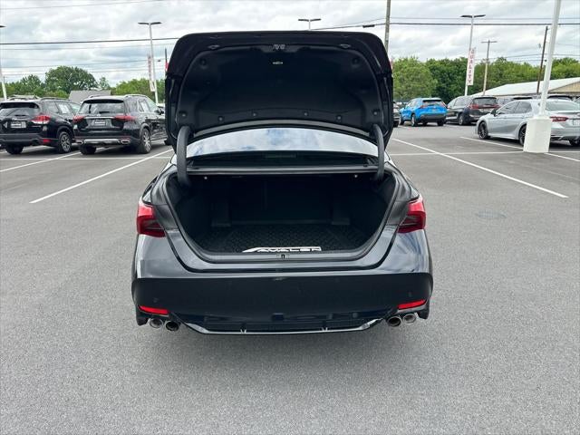 2019 Toyota Avalon Touring