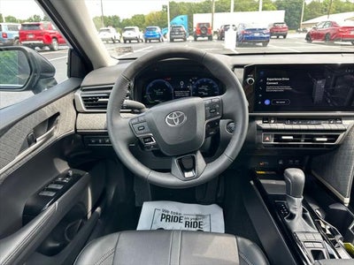 2025 Toyota Camry XLE