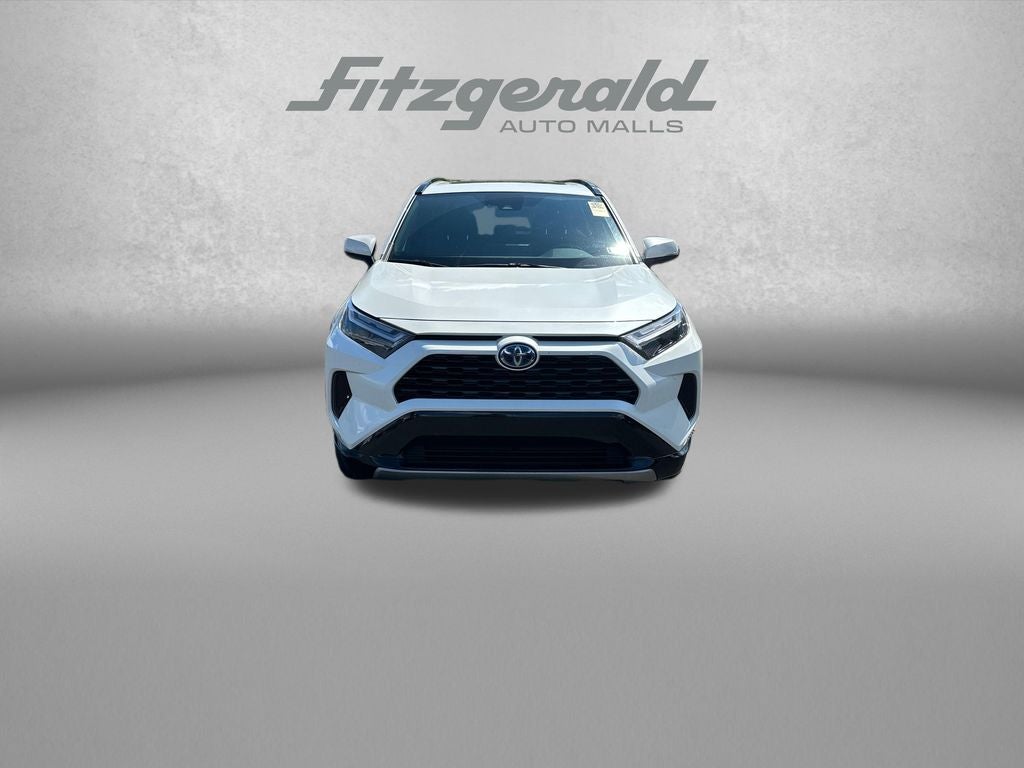 2022 Toyota RAV4 HYBRID SE