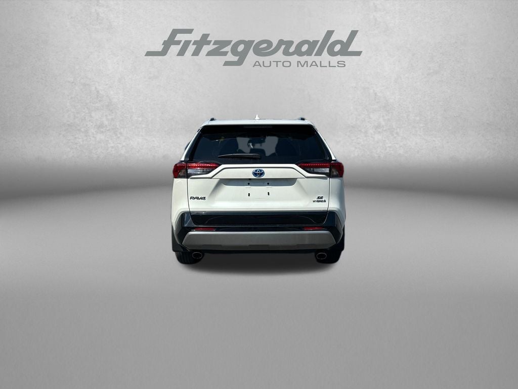 2022 Toyota RAV4 HYBRID SE
