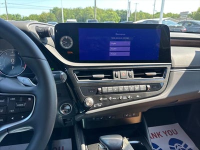 2025 Lexus ES 350