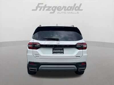 2025 Honda Pilot Touring