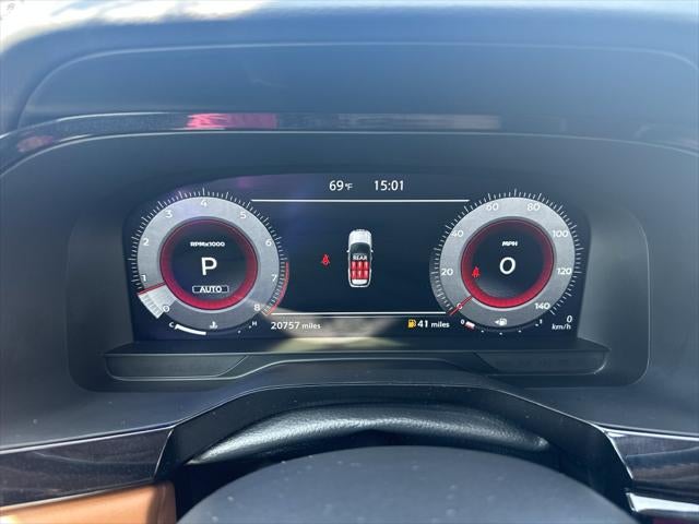 2025 Nissan Pathfinder Platinum