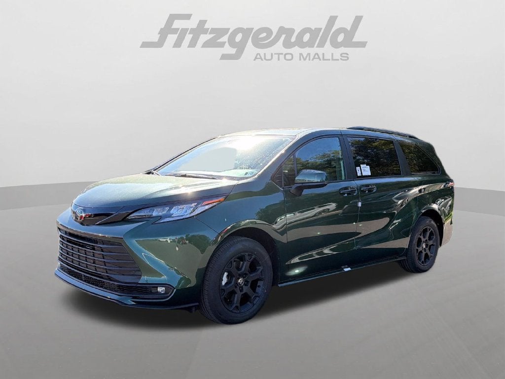 2026 Toyota Sienna Woodland Edition 7 Passenger