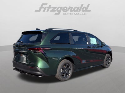 2026 Toyota Sienna Woodland Edition 7 Passenger