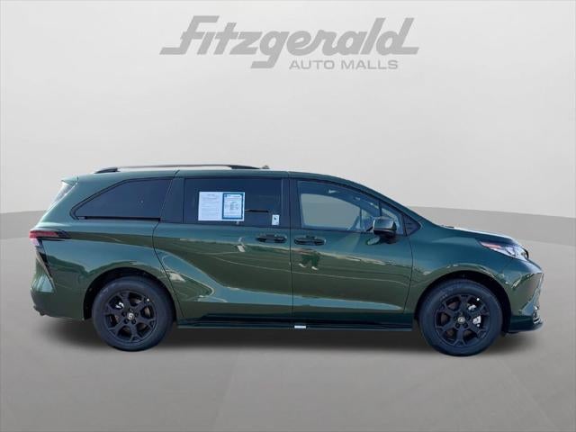 2026 Toyota Sienna Woodland Edition 7 Passenger