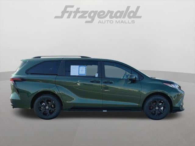 2026 Toyota Sienna Woodland Edition 7 Passenger