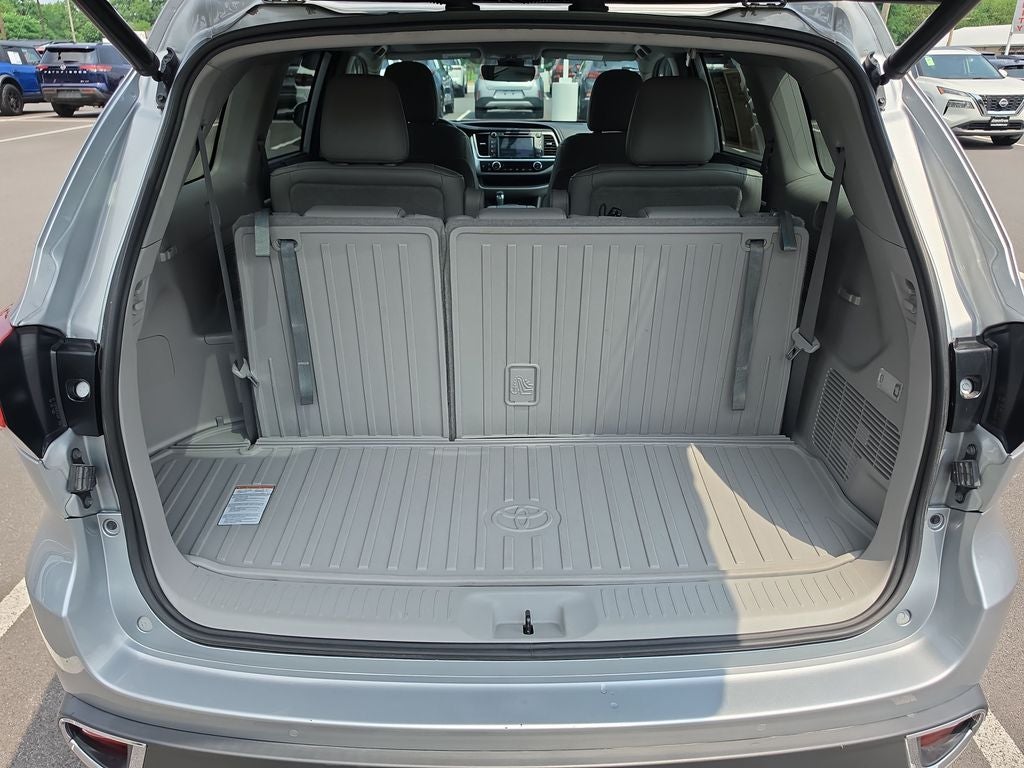2019 Toyota Highlander Limited Platinum