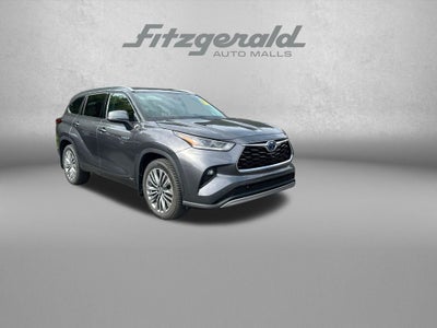 2021 Toyota Highlander Hybrid Platinum
