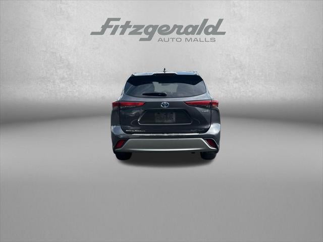 2021 Toyota Highlander Hybrid Platinum