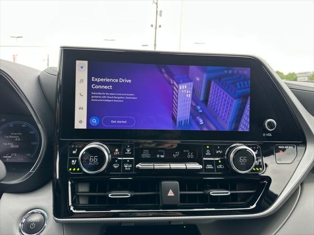 2023 Toyota Highlander Hybrid Platinum