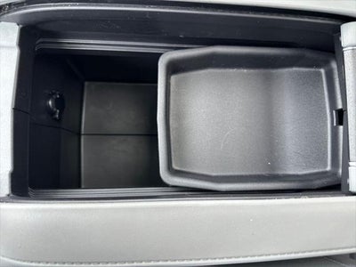 2023 Toyota Highlander Hybrid Platinum