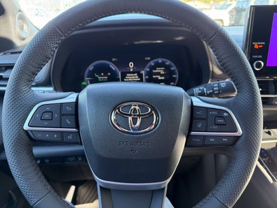 2026 Toyota Sienna Platinum 7 Passenger