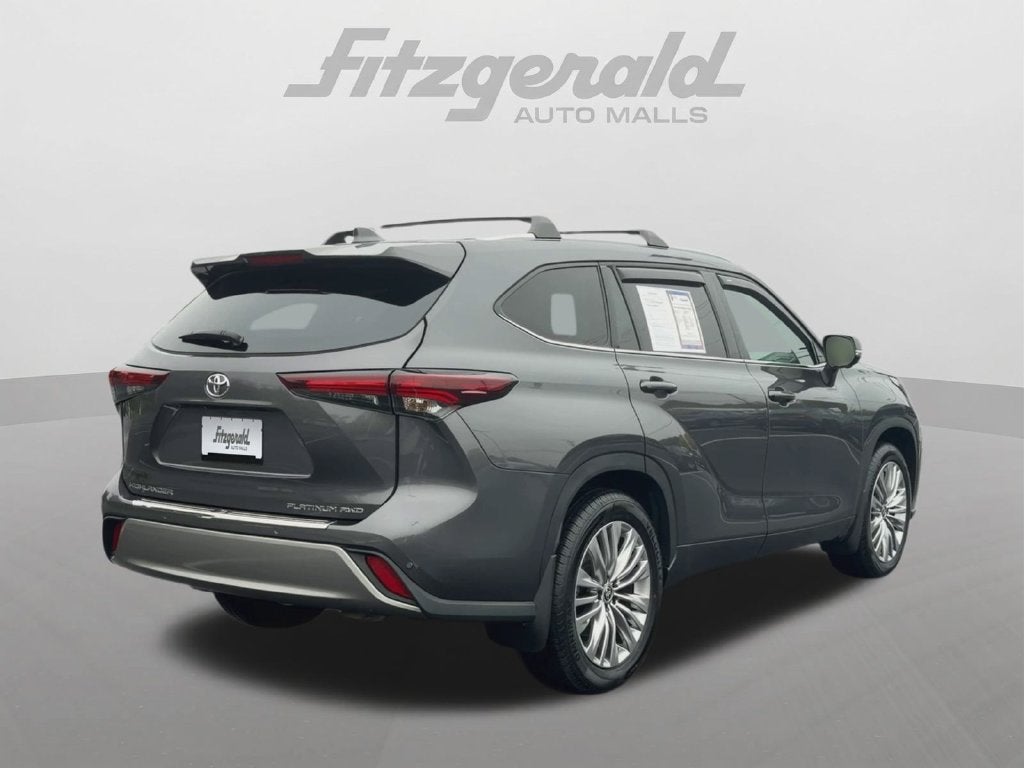 2024 Toyota Highlander Platinum