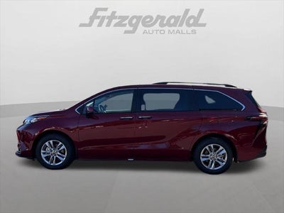 2026 Toyota Sienna XLE 7 Passenger