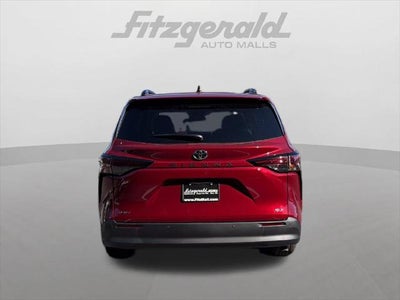 2026 Toyota Sienna XLE 7 Passenger