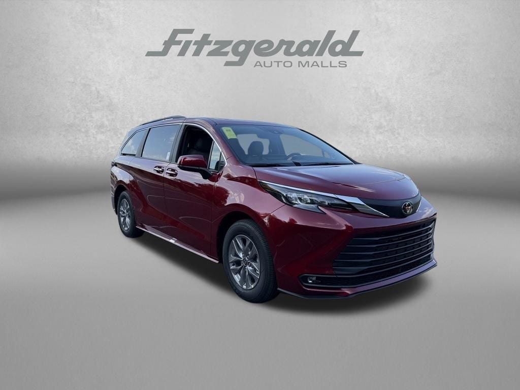 2026 Toyota Sienna XLE 7 Passenger
