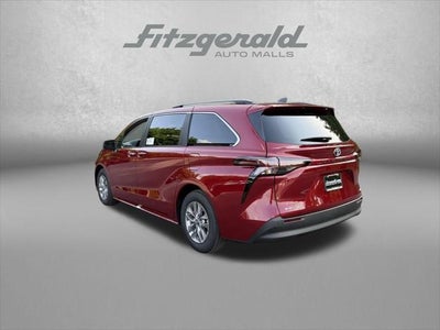2026 Toyota Sienna XLE 7 Passenger