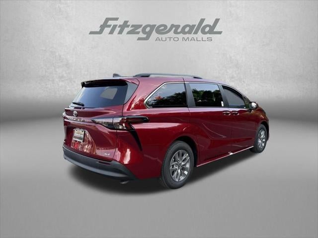 2026 Toyota Sienna XLE 7 Passenger