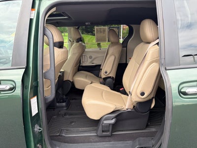 2023 Toyota Sienna XLE 7 Passenger