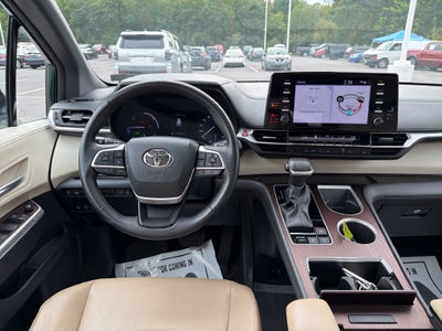2023 Toyota Sienna XLE 7 Passenger