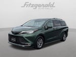 2023 Toyota Sienna XLE 7 Passenger