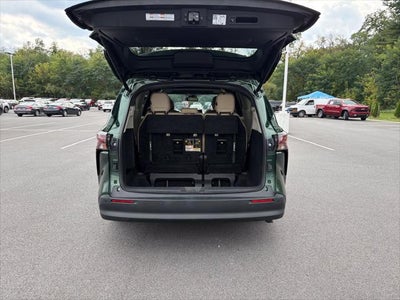 2023 Toyota Sienna XLE 7 Passenger