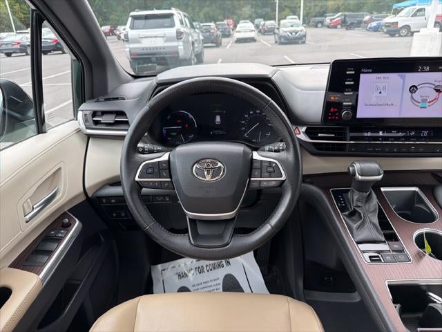 2023 Toyota Sienna XLE 7 Passenger