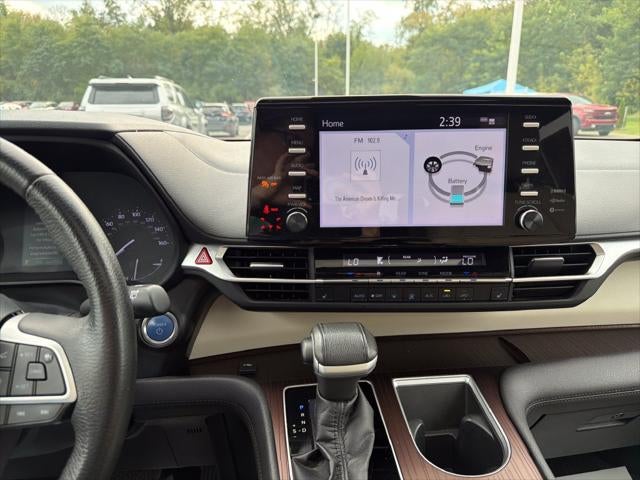 2023 Toyota Sienna XLE 7 Passenger