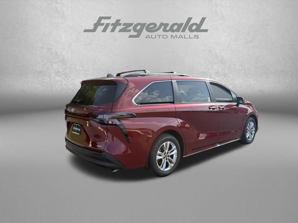2026 Toyota Sienna XLE 7 Passenger