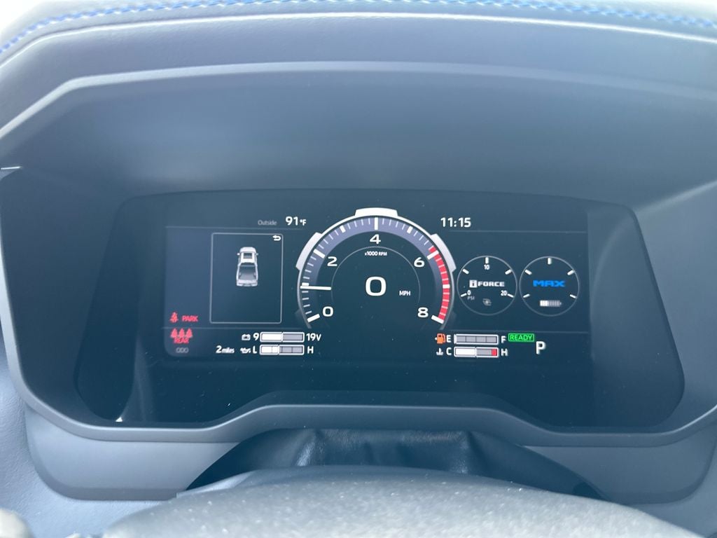 2026 Toyota Tundra i-FORCE MAX Platinum i-FORCE MAX