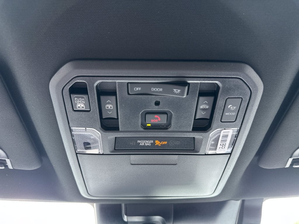 2026 Toyota Tundra i-FORCE MAX Platinum i-FORCE MAX