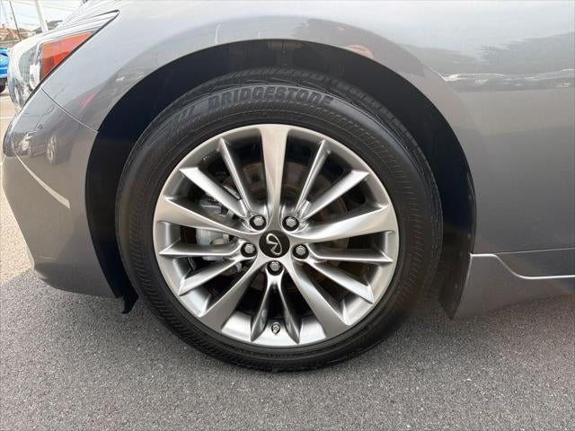2023 INFINITI Q50 LUXE