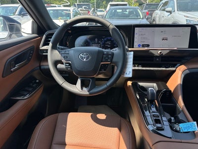 2026 Toyota Toyota Crown Signia XLE