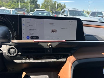 2026 Toyota Toyota Crown Signia XLE