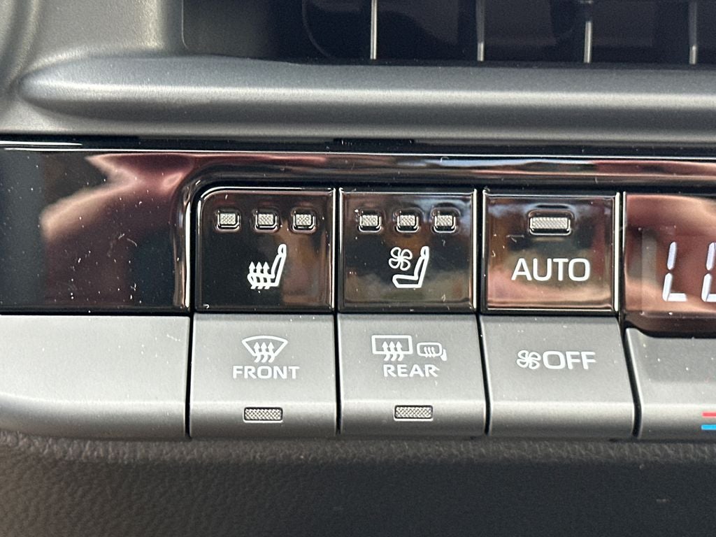 2026 Toyota Toyota Crown Platinum