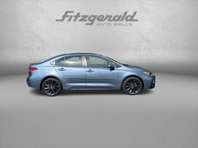 2026 Toyota COROLLA HYBRID SE