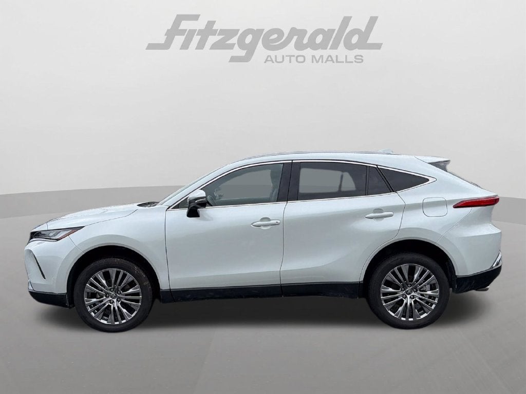 2023 Toyota Venza XLE
