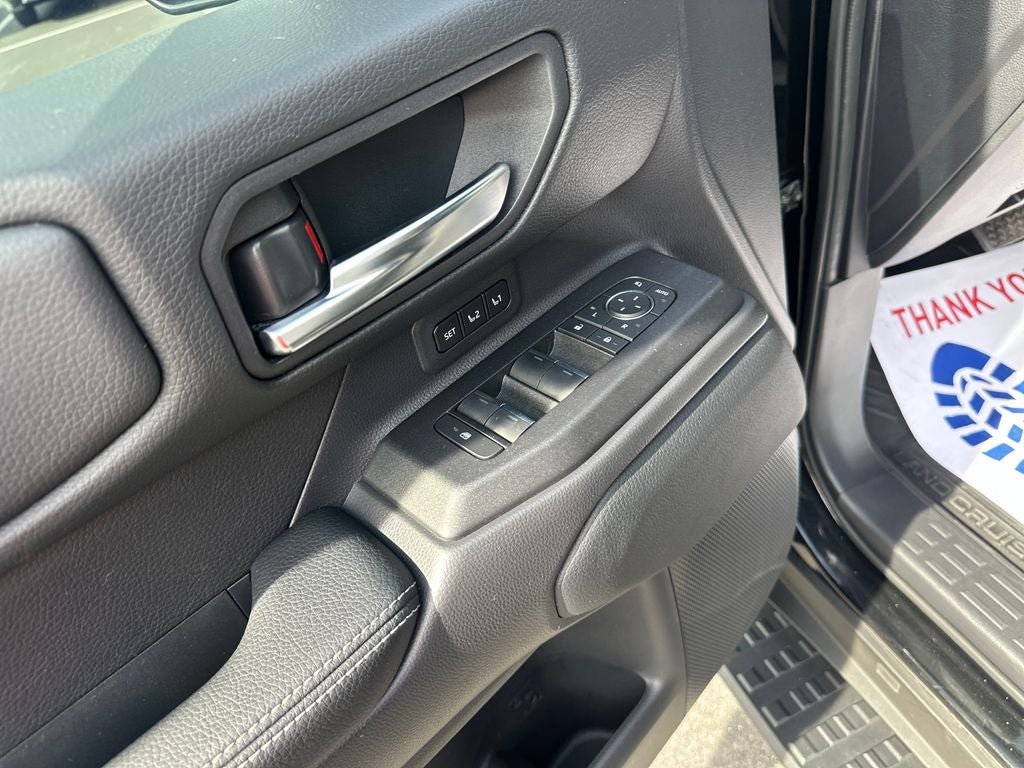 2024 Toyota LAND CRUISER Base