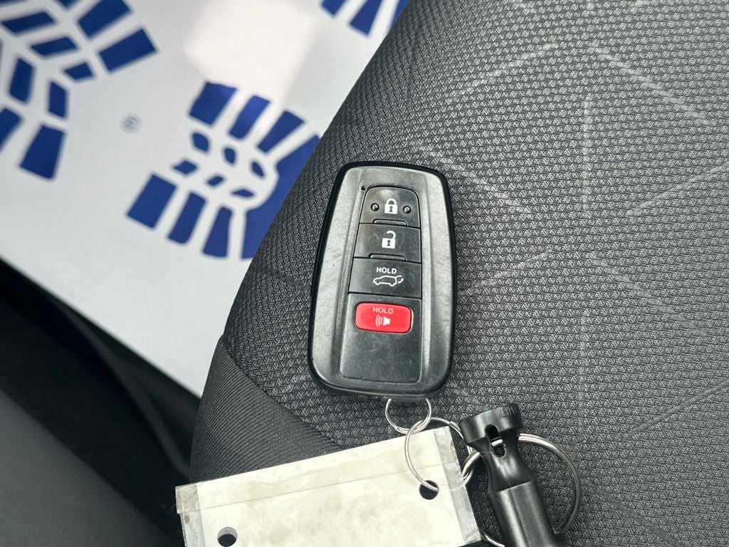 2019 Toyota RAV4 Hybrid XLE