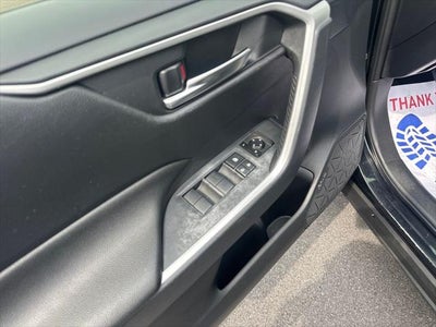2019 Toyota RAV4 Hybrid XLE