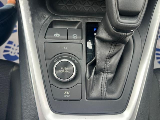 2019 Toyota RAV4 Hybrid XLE