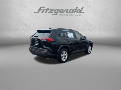 2019 Toyota RAV4 Hybrid XLE