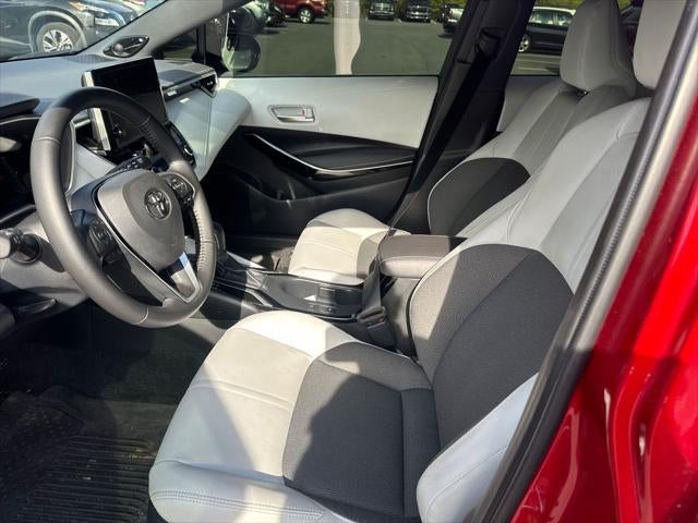 2025 Toyota COROLLA HATCHBACK XSE