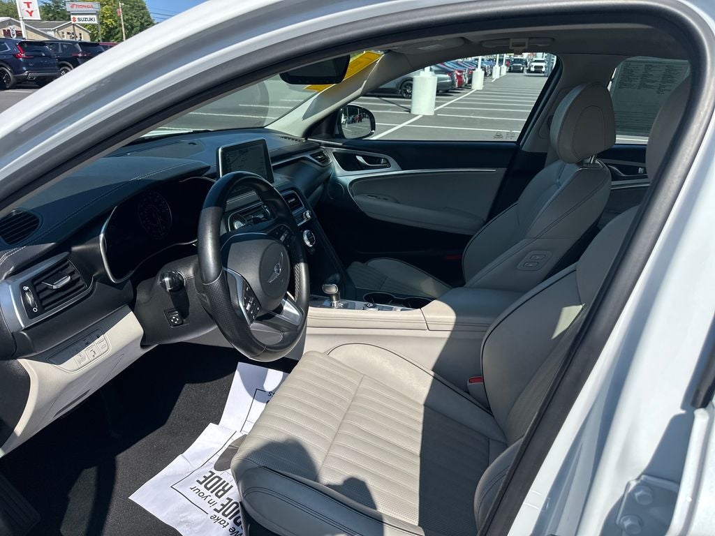 2021 Genesis G70 2.0T